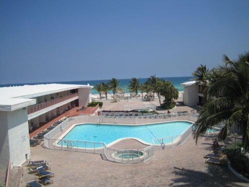 Sahara Beach Club Sunny Isles Beach Buitenkant foto