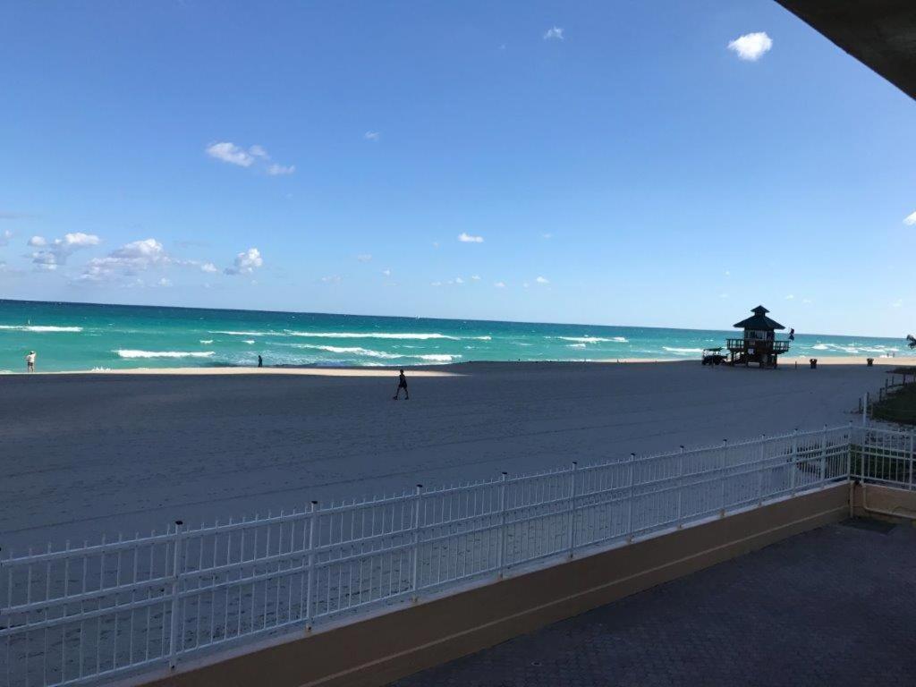 Sahara Beach Club Sunny Isles Beach Buitenkant foto